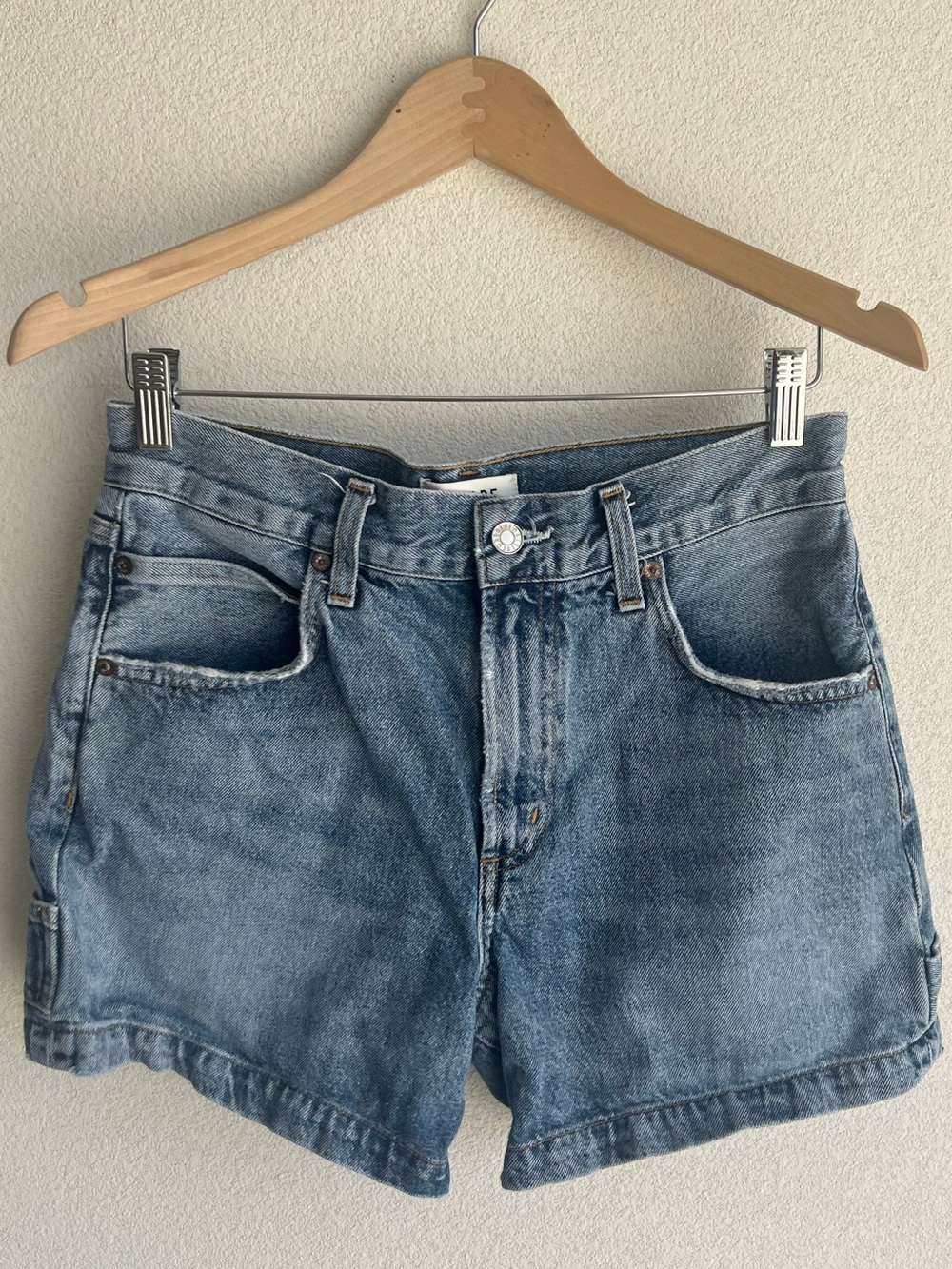 Agolde Magda shorts, like new, size 26
